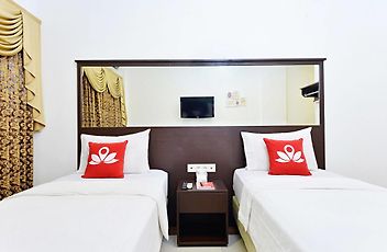 Hotels Near Karang Setra Swimming Complex Bandung - 